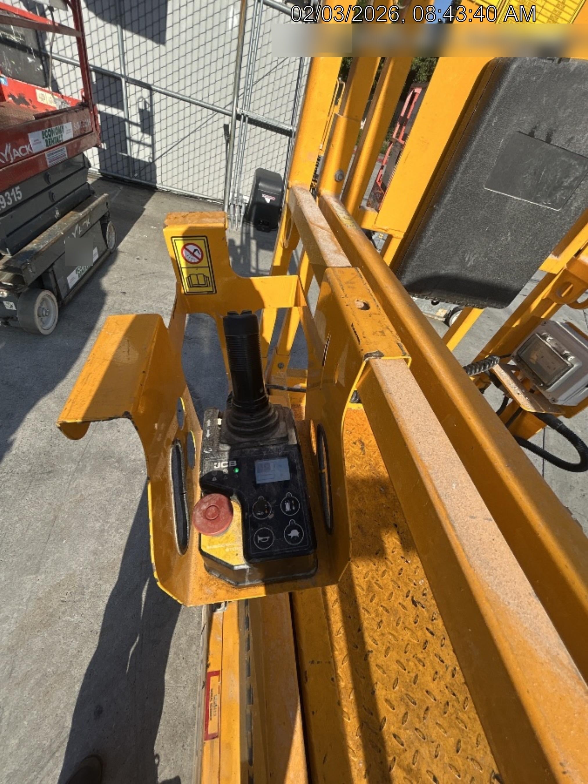 2024 JCB S1932E