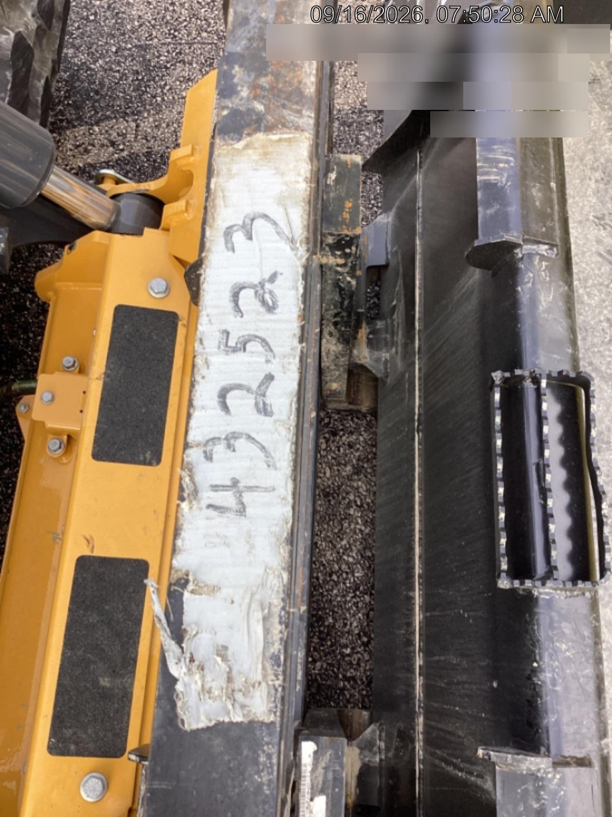 2026 ARROW MATERIAL HANDLING 72" Pallet Forks - Arrow