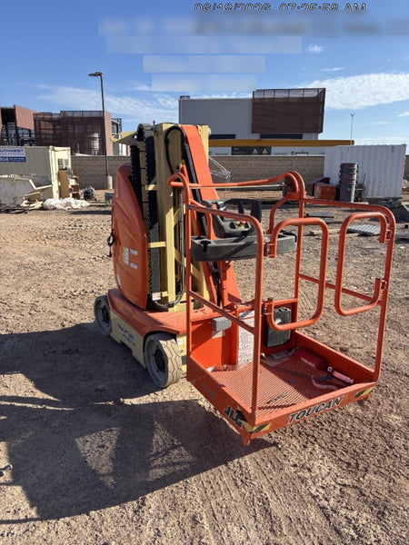 2021 JLG 26E