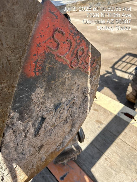 2025 TAG MANUFACTURING 18" Bucket - Tag