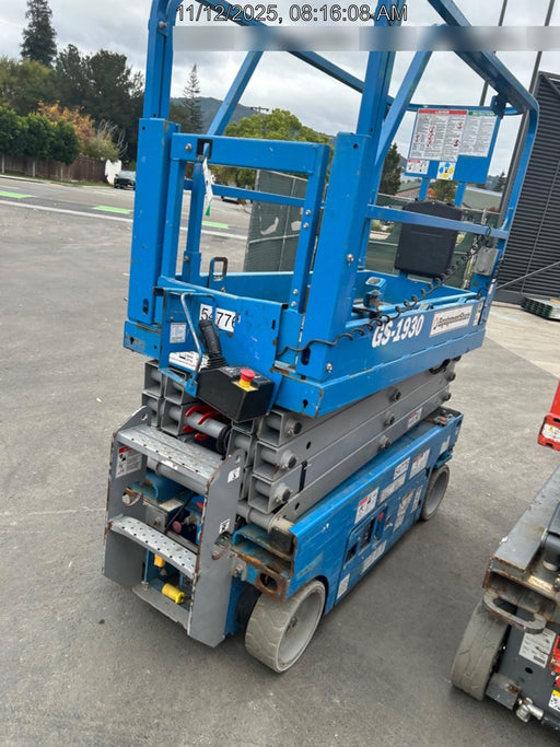 2019 Genie GS-1930 Half Height Swing Gate, 800W Inverter