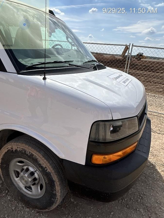 2023 CHEVROLET Express Van - Rental