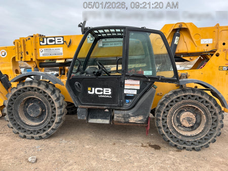 2019 JCB 512-56 109 HP w/CAB/HVAC, Beacon, Aux Hydraulics, Worklights, Solid Tires w/60" Carriage/Forks