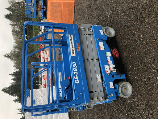 2019 Genie GS-1930 Half Height Swing Gate, 800W Inverter