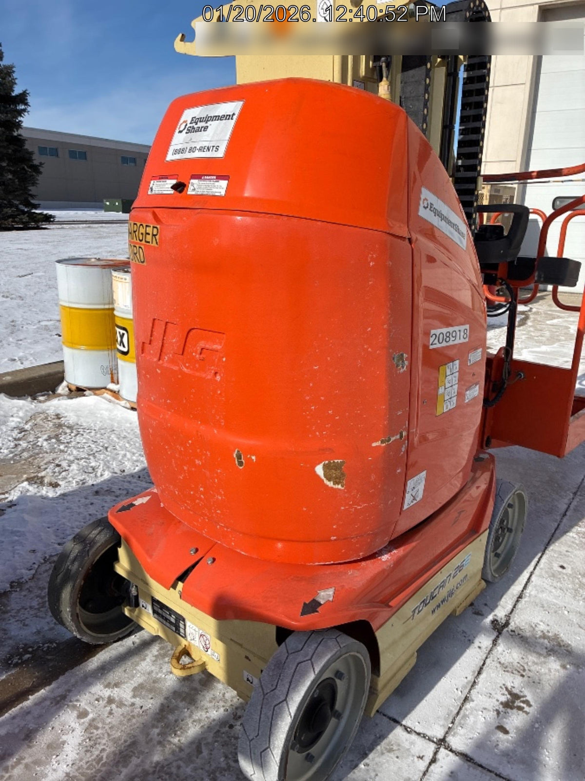 2022 JLG 26E