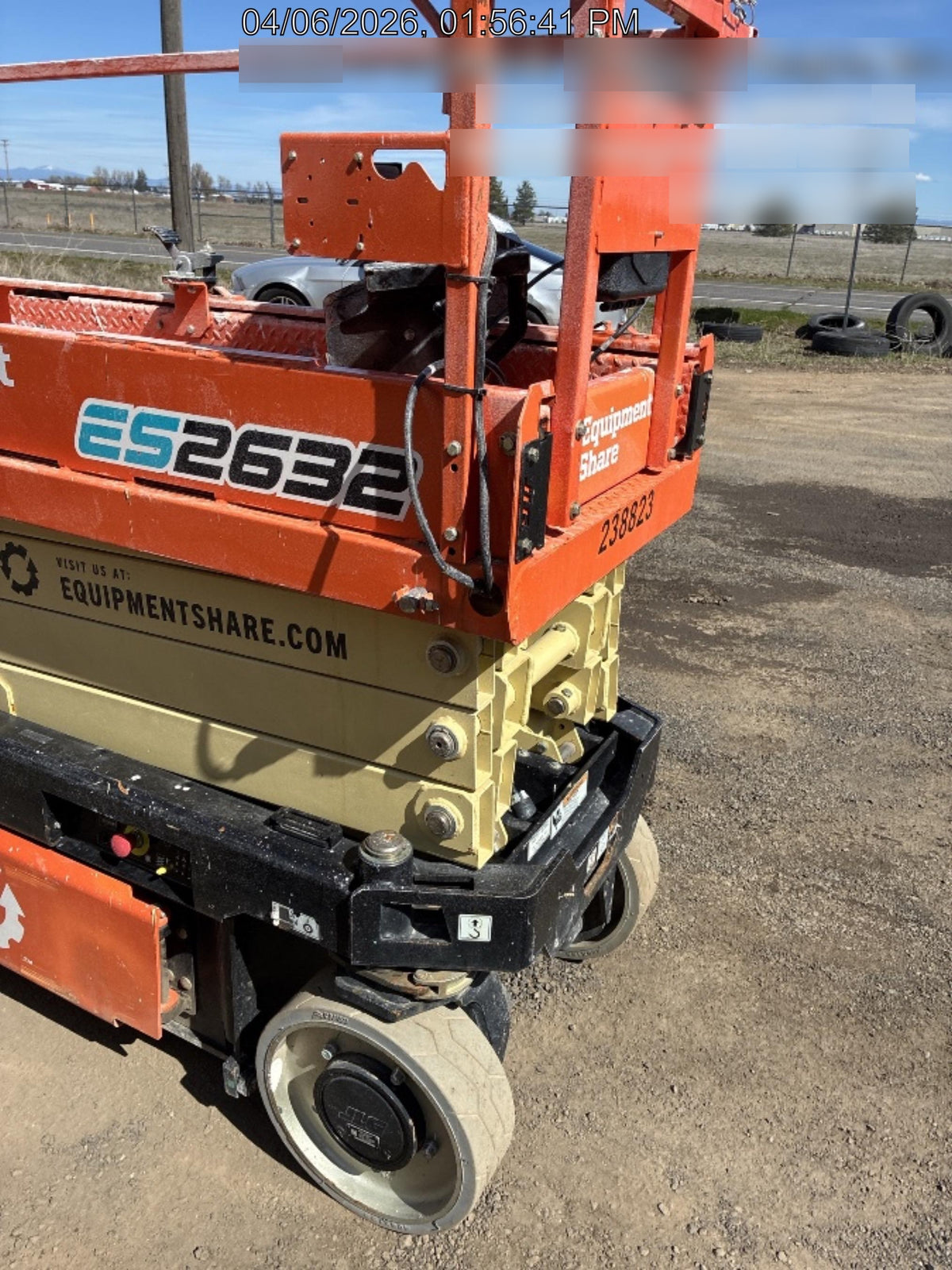 2022 JLG ES2632