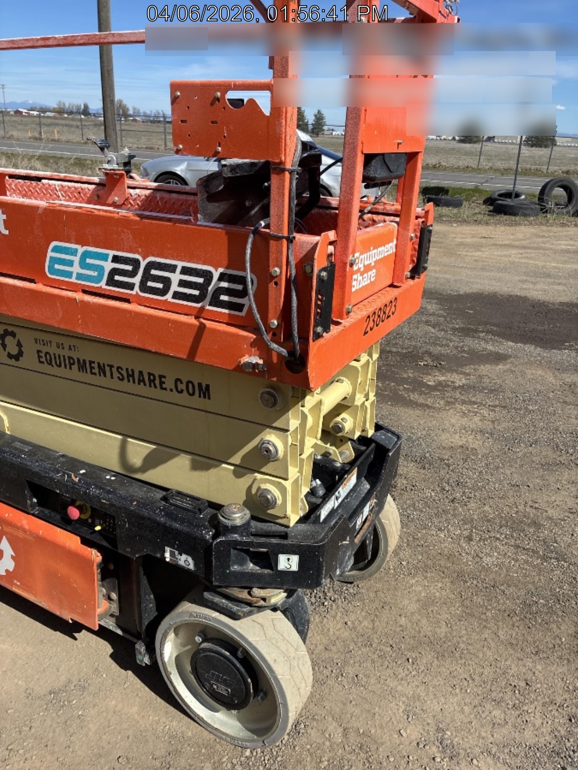 2022 JLG ES2632