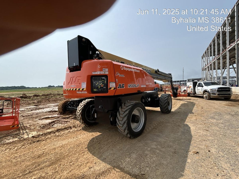 2025 JLG 1200SJP
