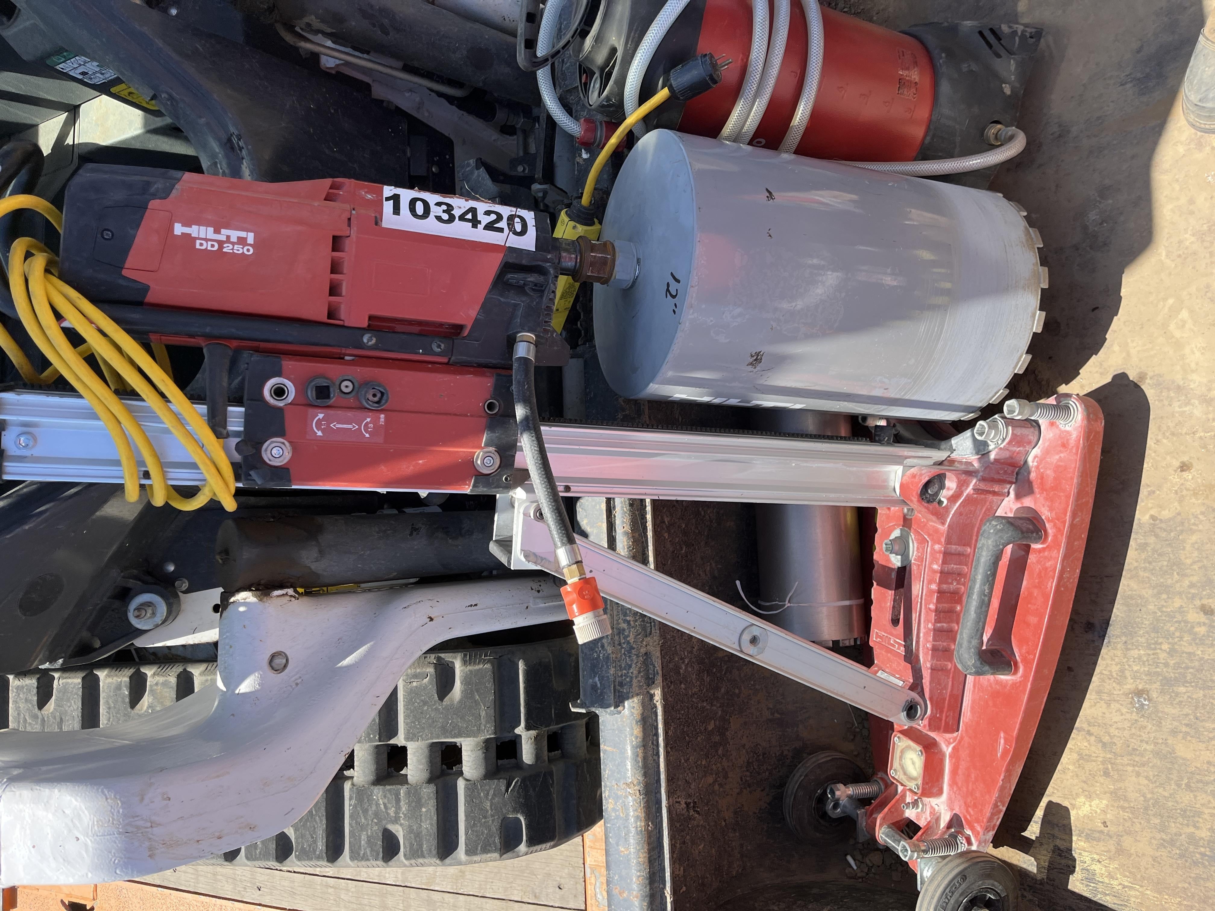 2020 HILTI DD250E