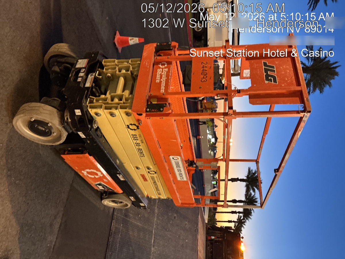 2022 JLG ES2632