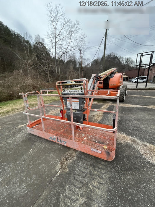 2019 JLG 600AJ