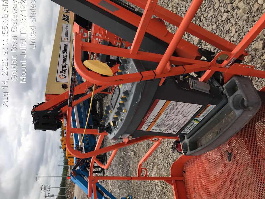 2019 JLG 860SJ