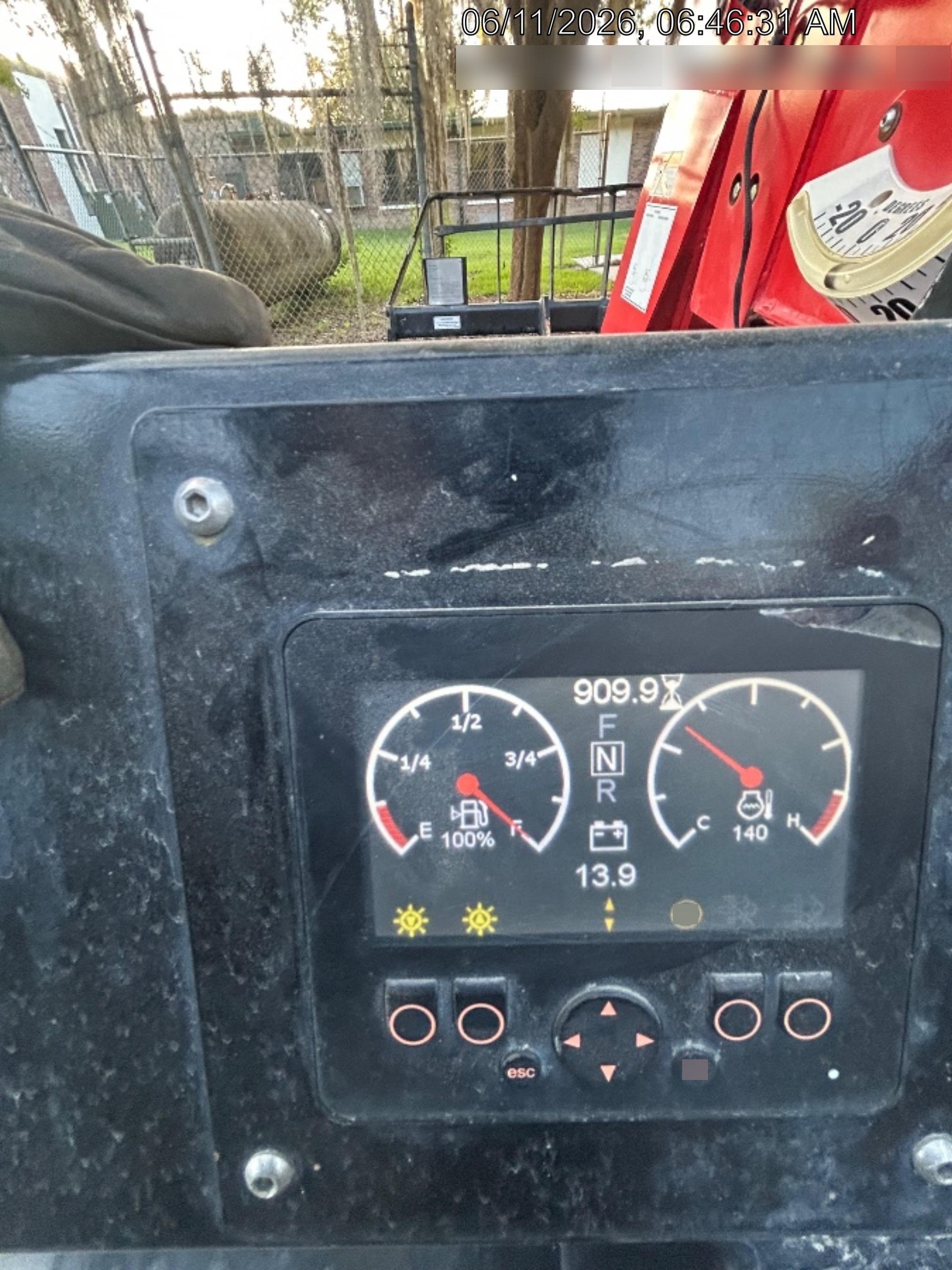2022 MANITOU MTA5519