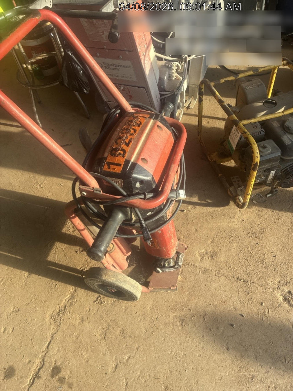 2020 HILTI TE 3000-AVR