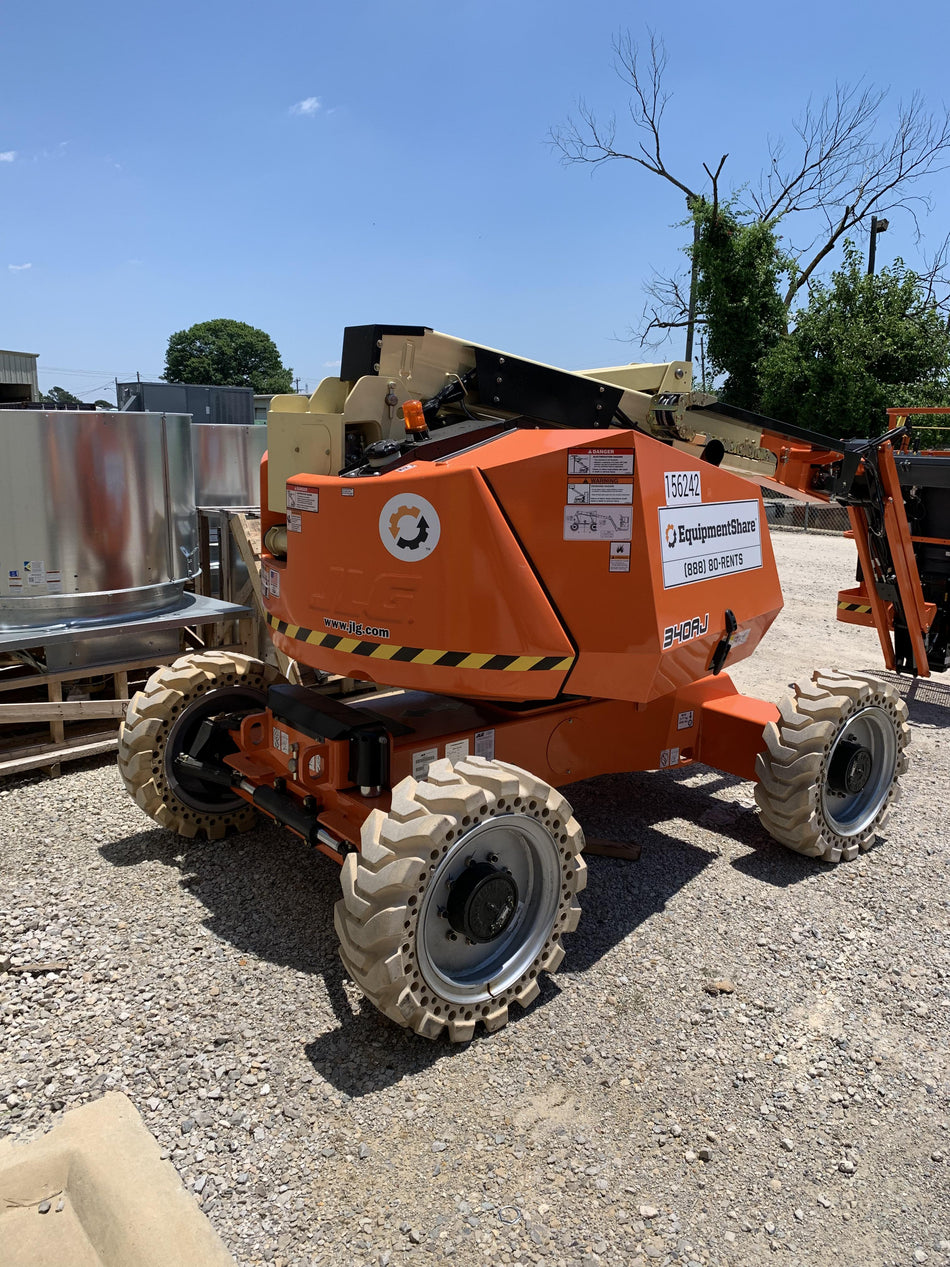 2021 JLG 340AJ