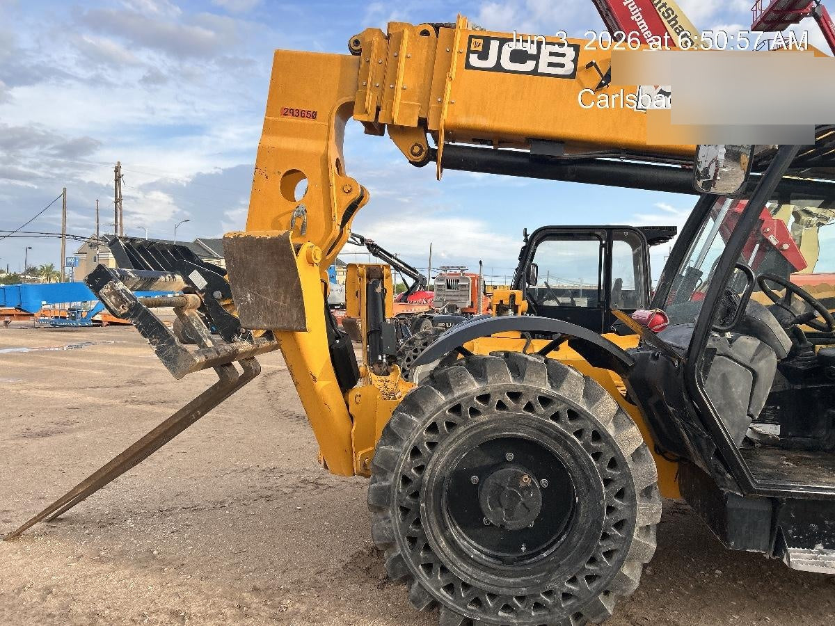 2023 JCB 512-56