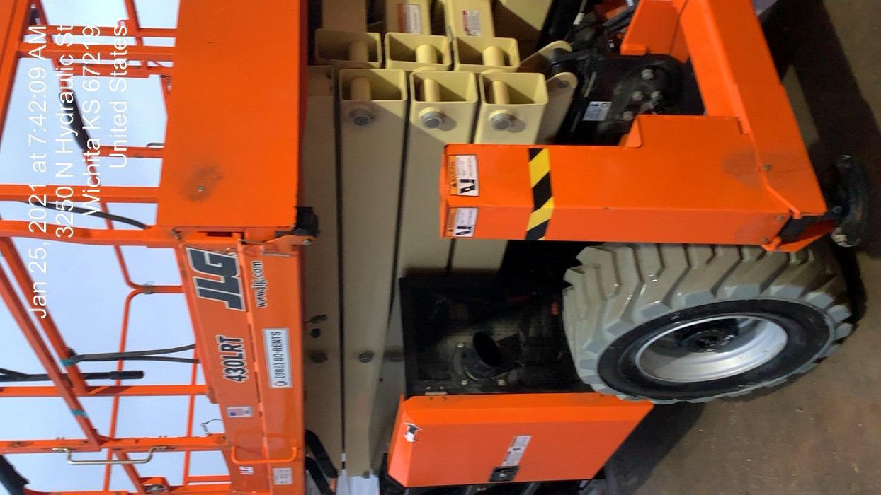 2020 JLG 430LRT