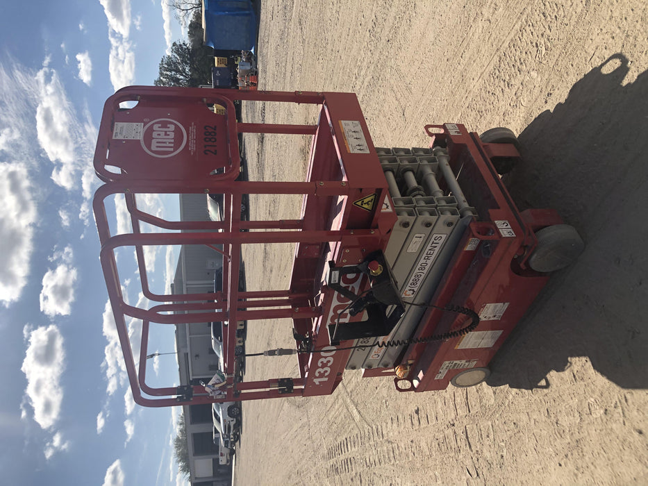 2019 MEC 1330SE MEC 1330SE w/ES Track Hardware, Full Extended 2 Year Warranty