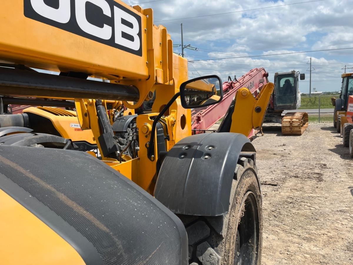 2021 JCB 512-56