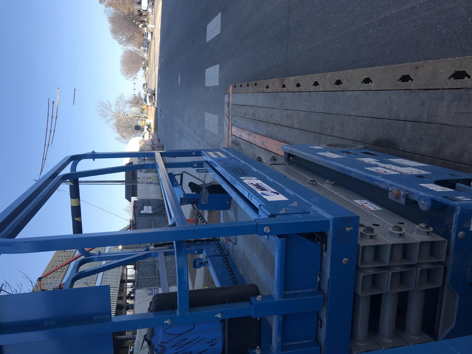 2019 Genie GS-1930 Fixed rails with chain Entry