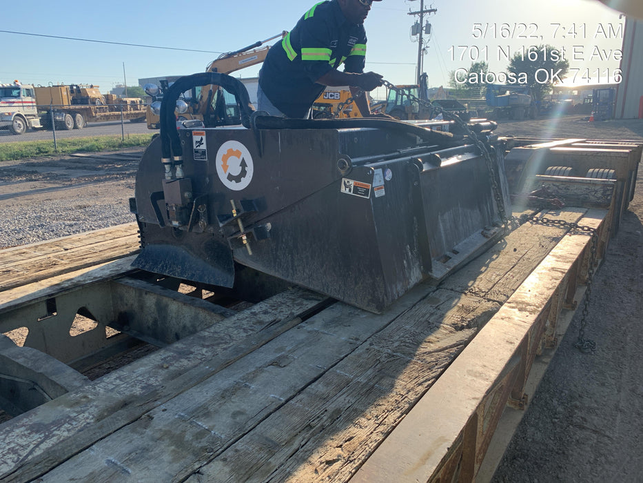 2019 PALADIN Sweepster SB72