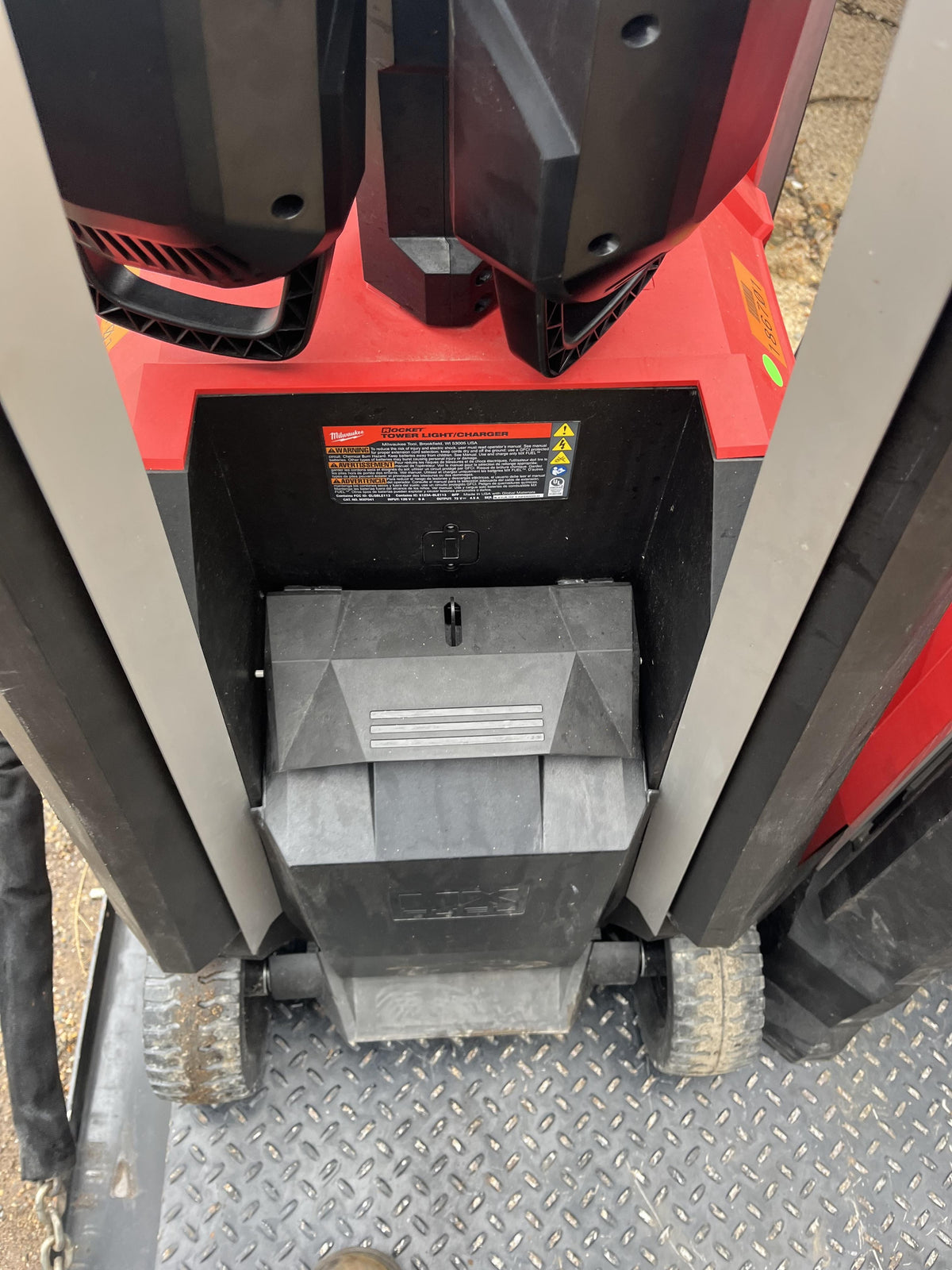2021 MILWAUKEE MXF041-1XC