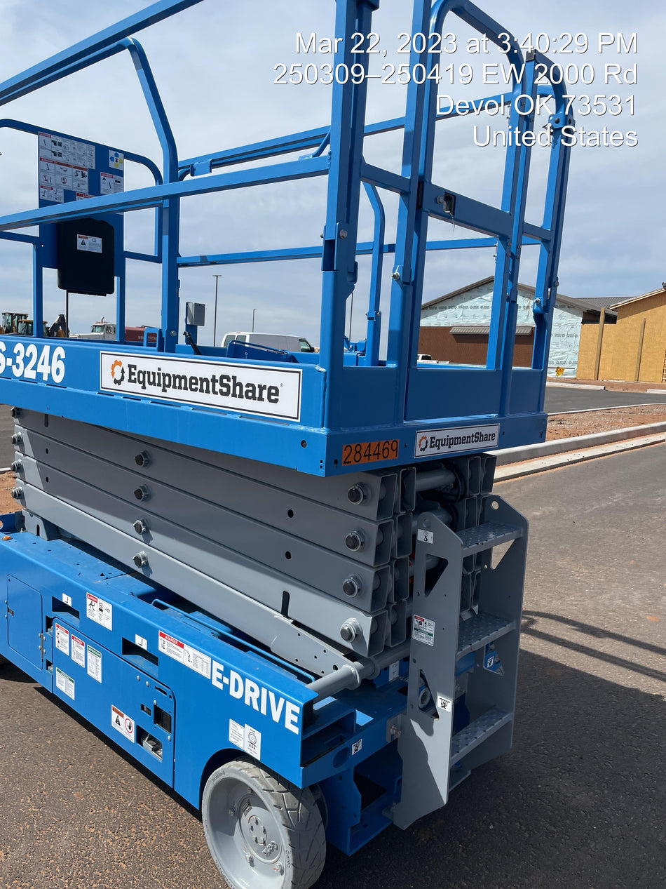 2022 GENIE GS-3246