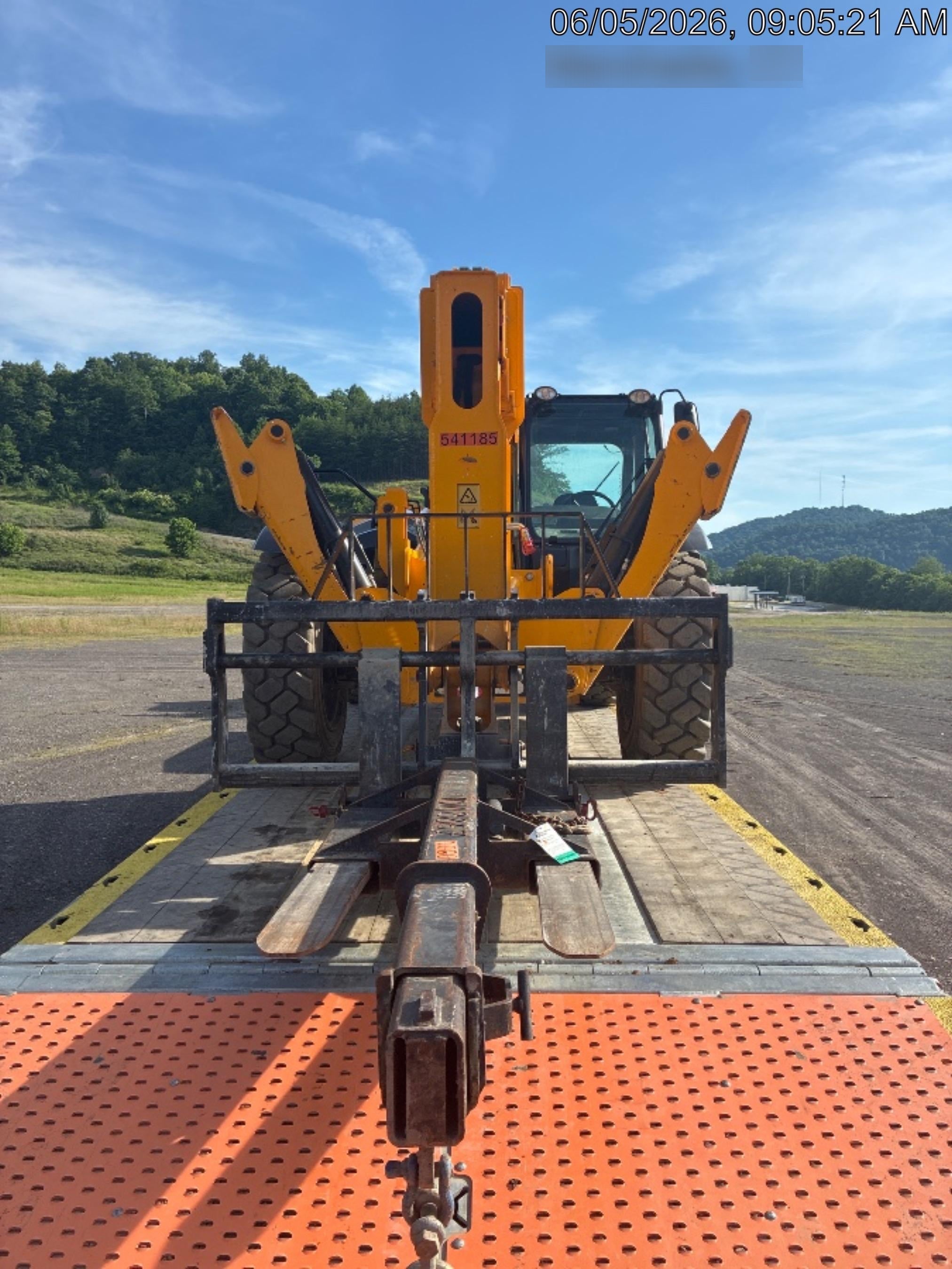 2025 JCB 510-56
