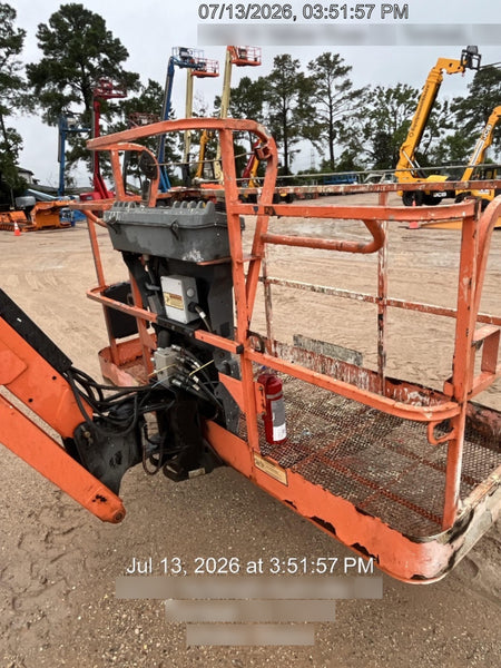 2020 JLG 800AJ