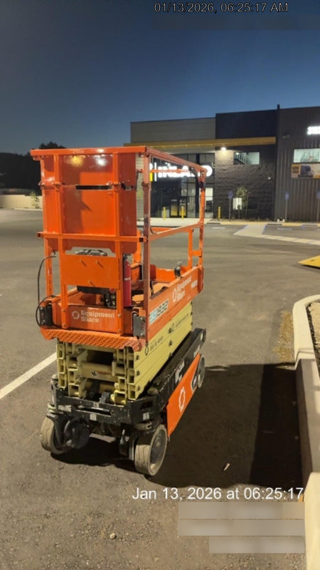 2022 JLG ES1932