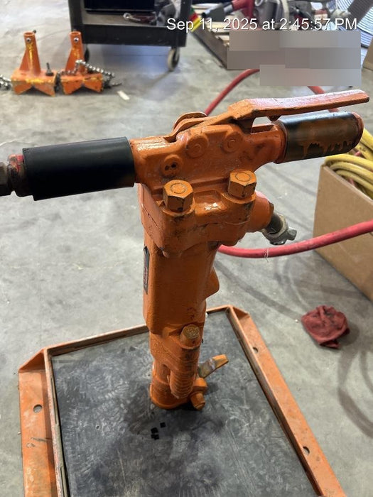 2023 MICHIGAN PNEUMATIC ES-TPB60-118-TRACKER