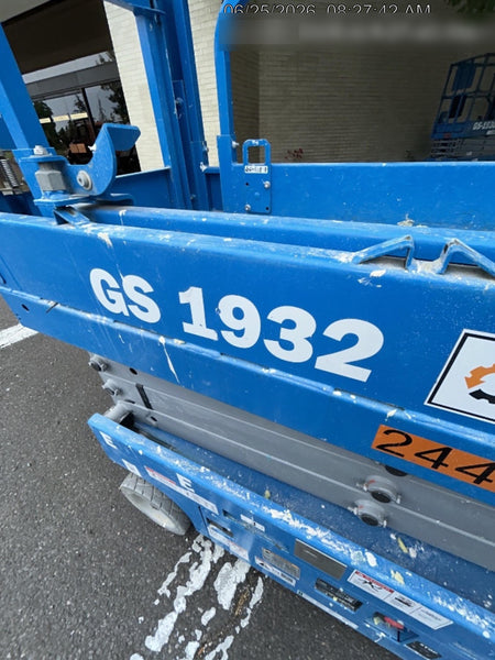 2022 GENIE GS-1932