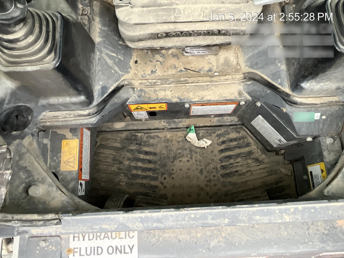 2023 TAKEUCHI TL10V2-CR