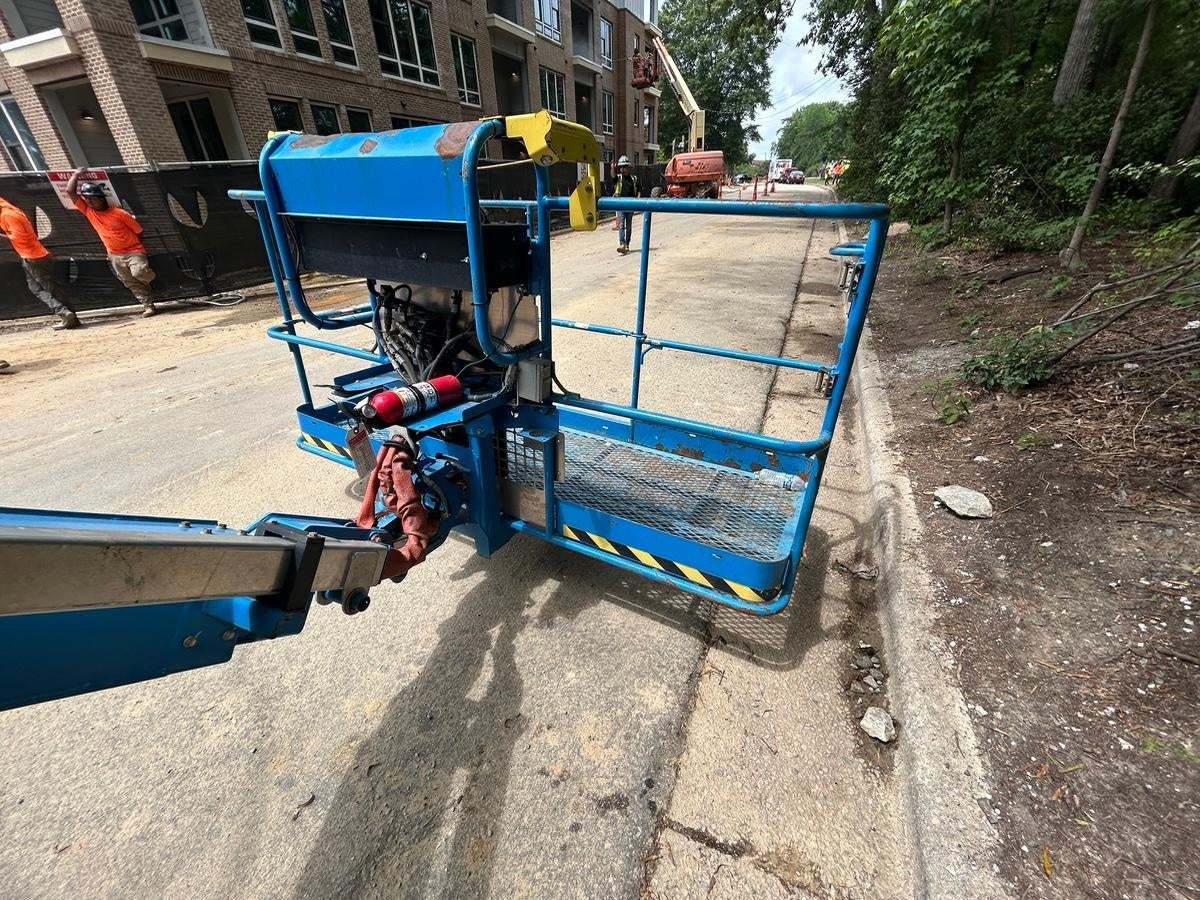 2020 GENIE Z-135/70