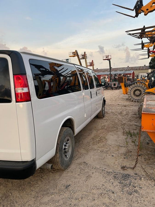 2023 CHEVROLET Express Van - Rental