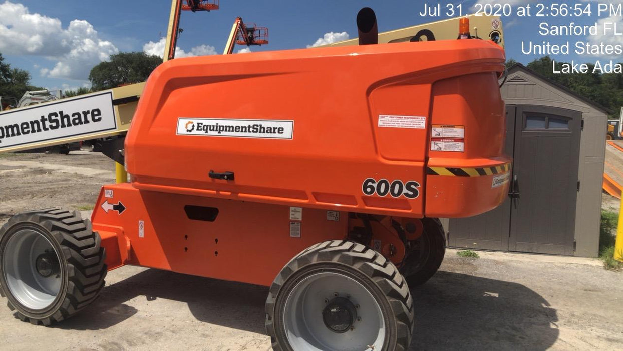2020 JLG 600S