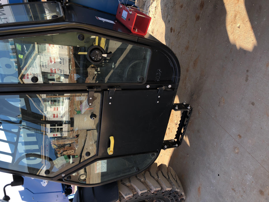 2019 Genie GTH-1056 Cab/Heat/AC, Solid RT Tires, LED Work Lights, Beacon 60" QA Carriage, 60" Forks