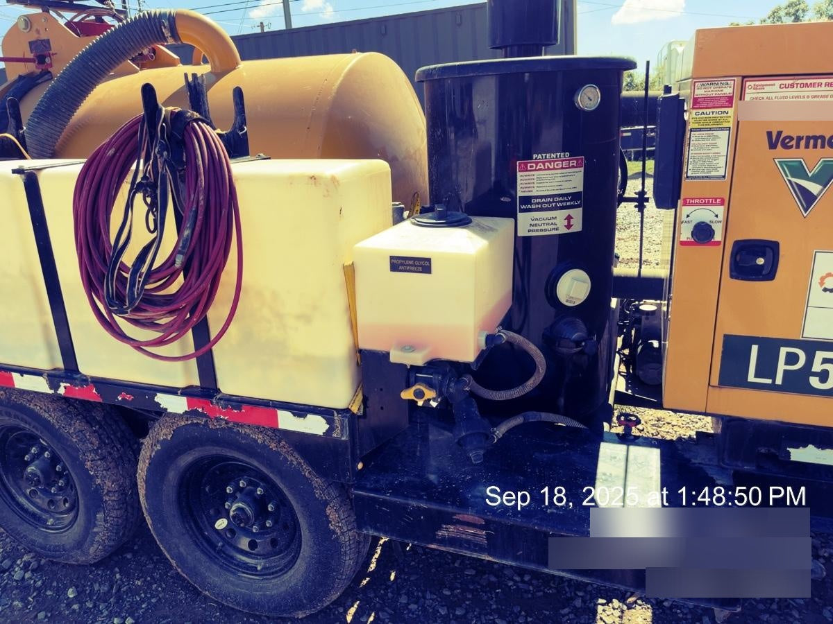 2023 Vac-Tron LP573XDT T4 Koehler Diesel Engine, 500 Gallon Debris Tank, x2 100 Gallon Water Tanks