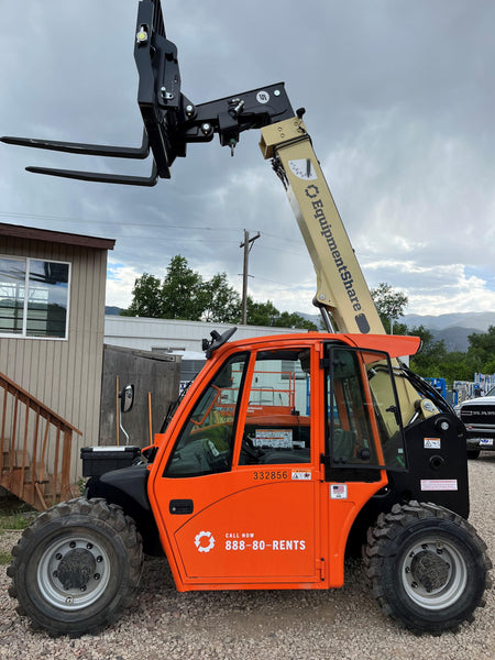 2023 JLG G5-18A