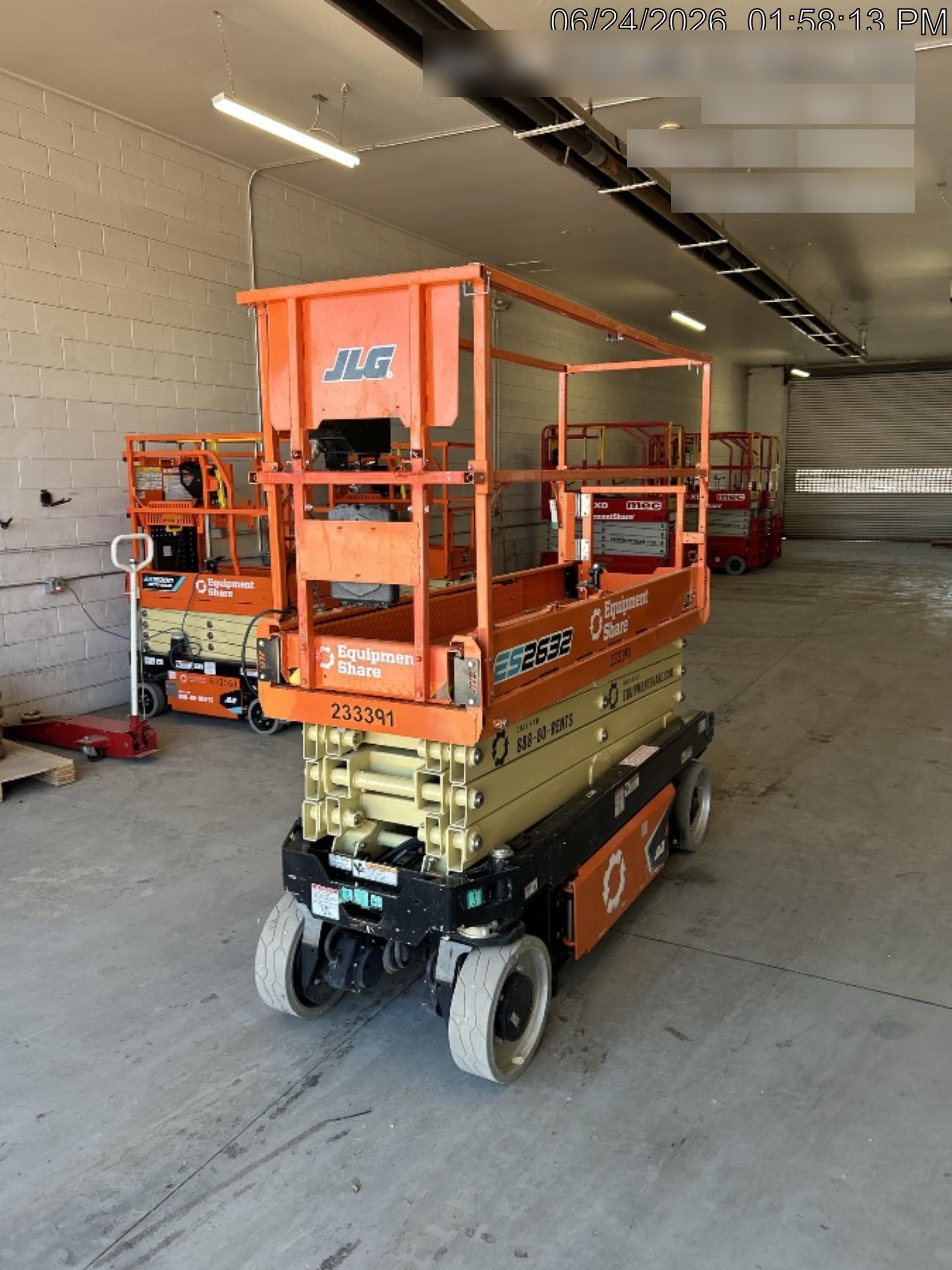 2022 JLG ES2632