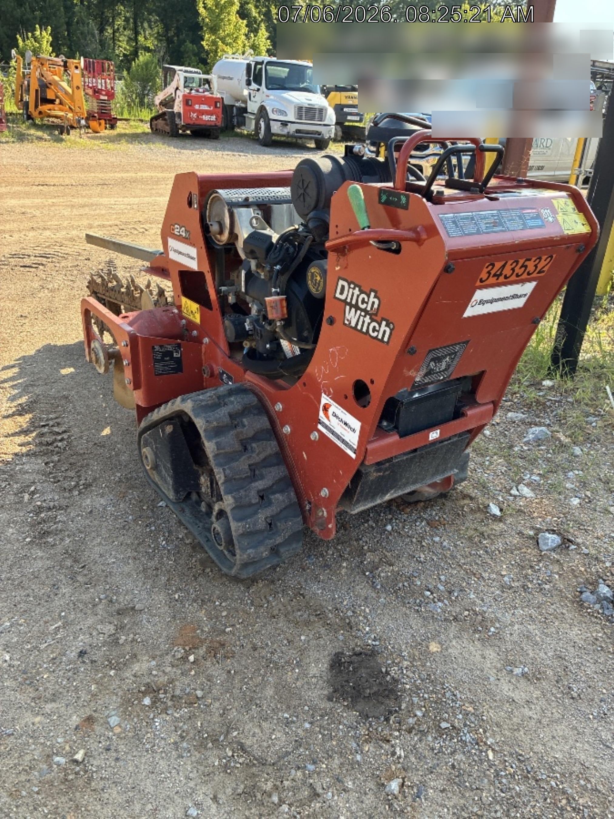 2023 DITCH WITCH C24XA