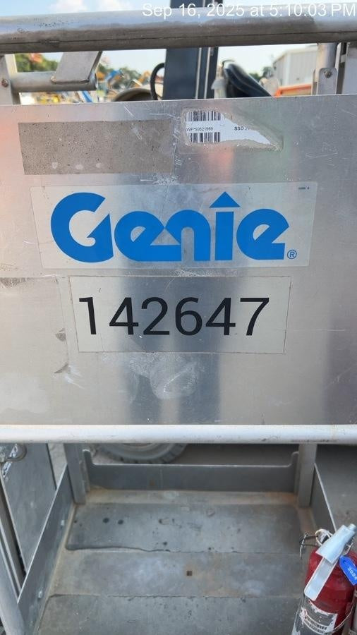 2021 GENIE AWP-30S DC