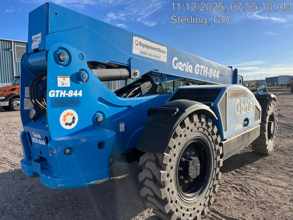 2018 Genie GTH-844 Genie GTH-844 w/Enclosed Cab w/HVAC, Work Lights, Solid Tires, Beacon, 60" Carriage and Forks