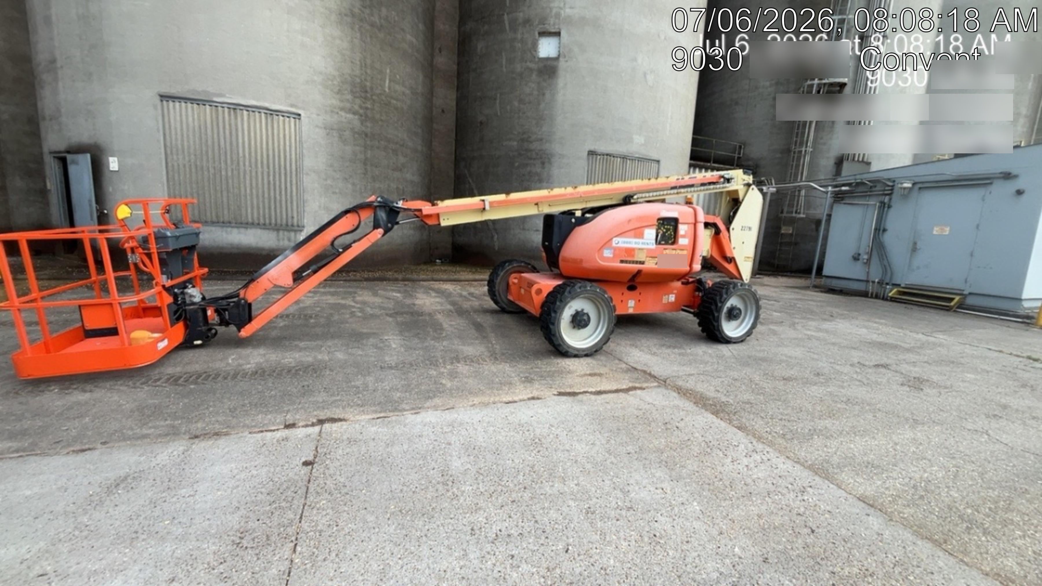 2019 JLG 600AJ