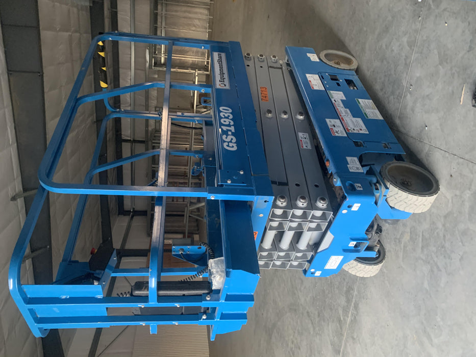 2020 Genie GS-1930 Fixed rails with chain entry gate - Pre A92.20