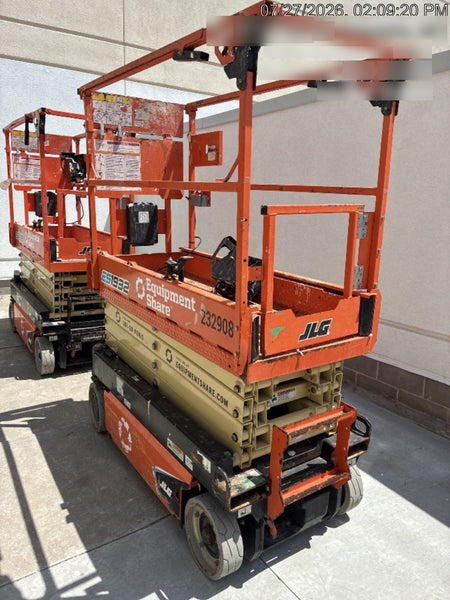 2022 JLG ES1932