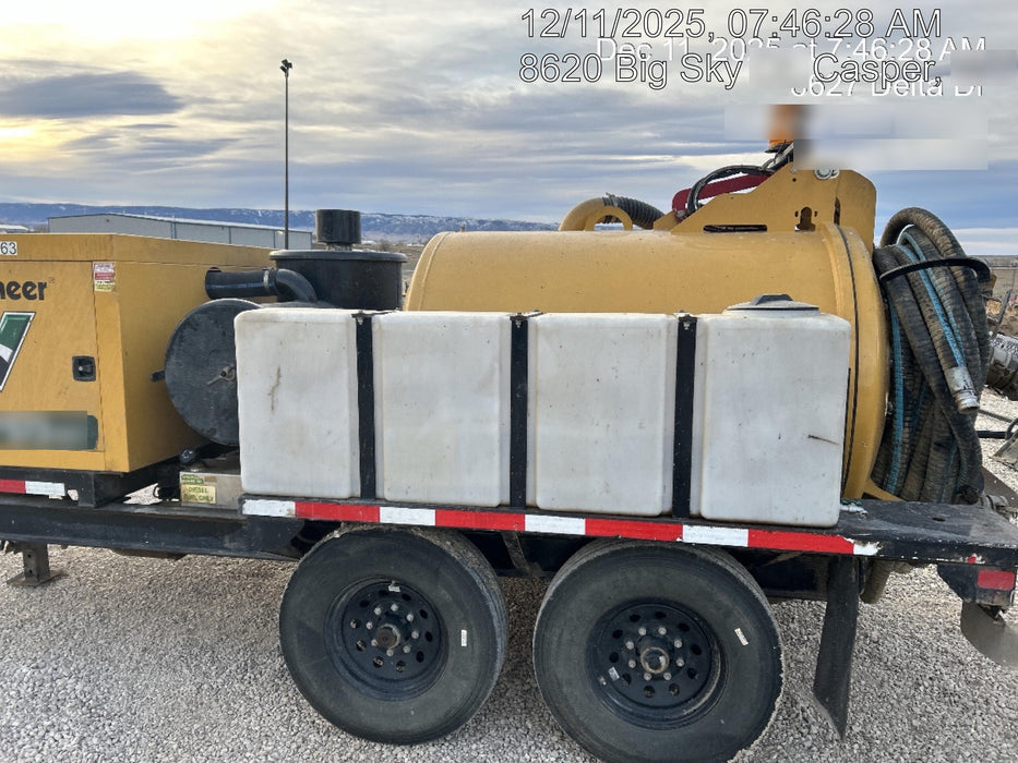 2022 Vac-Tron LP573XDT T4 Koehler Diesel Engine, 500 Gallon Debris Tank, x2 100 Gallon Water Tanks