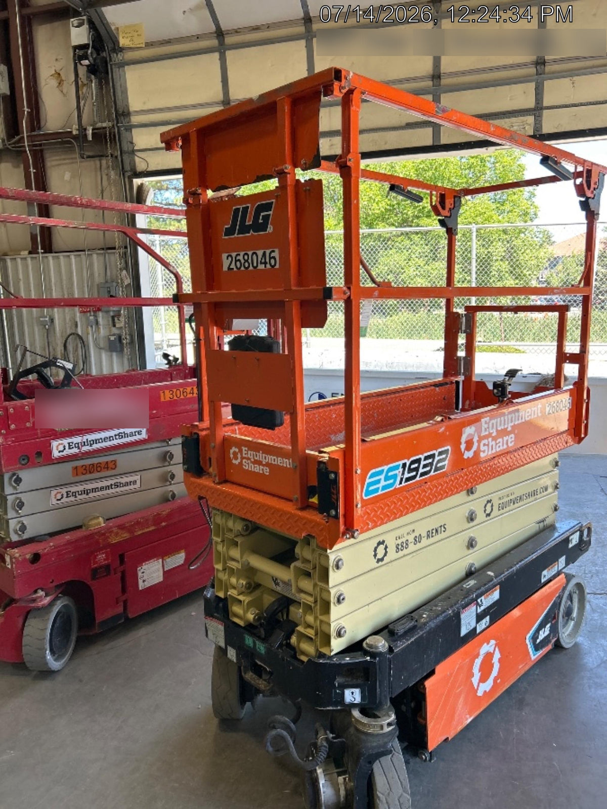 2022 JLG ES1932