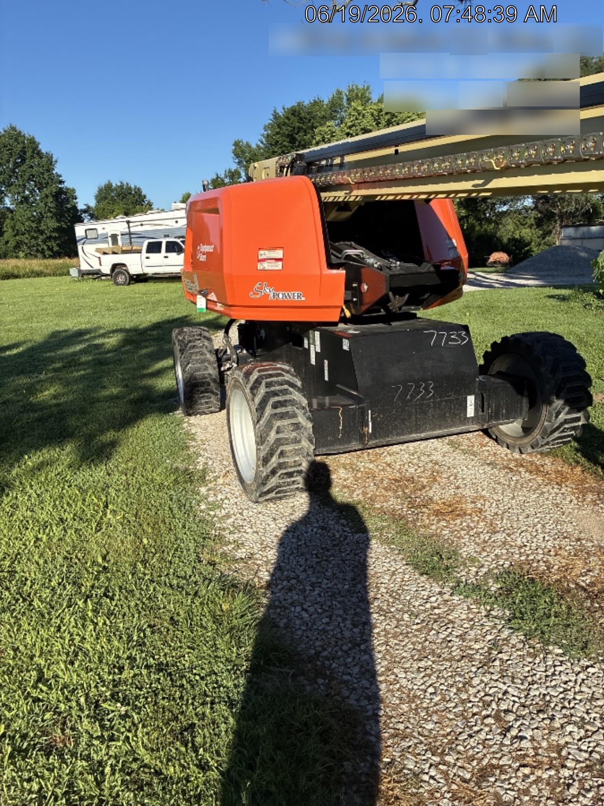 2024 JLG 660SJ