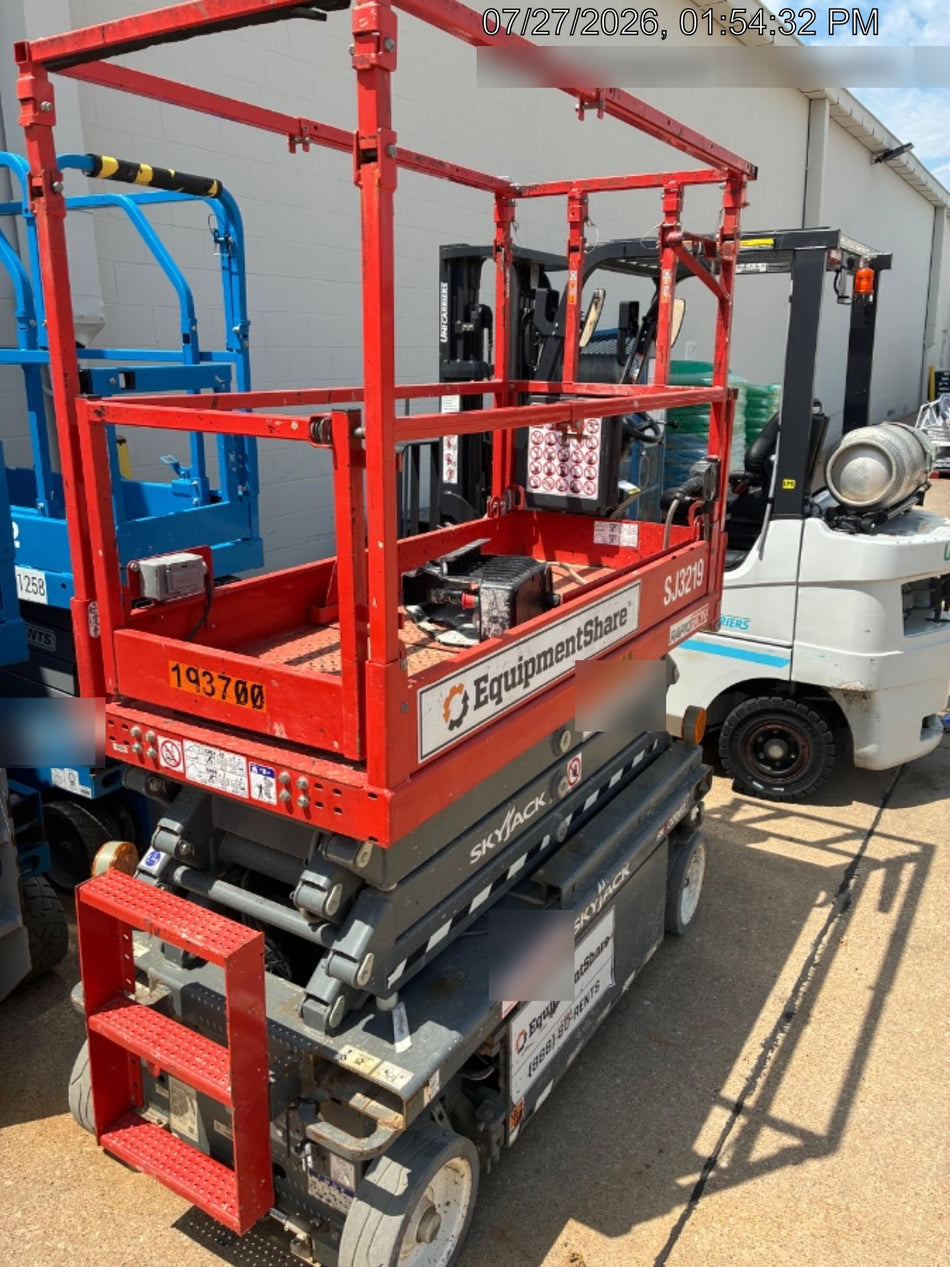 2021 SKYJACK SJ3219